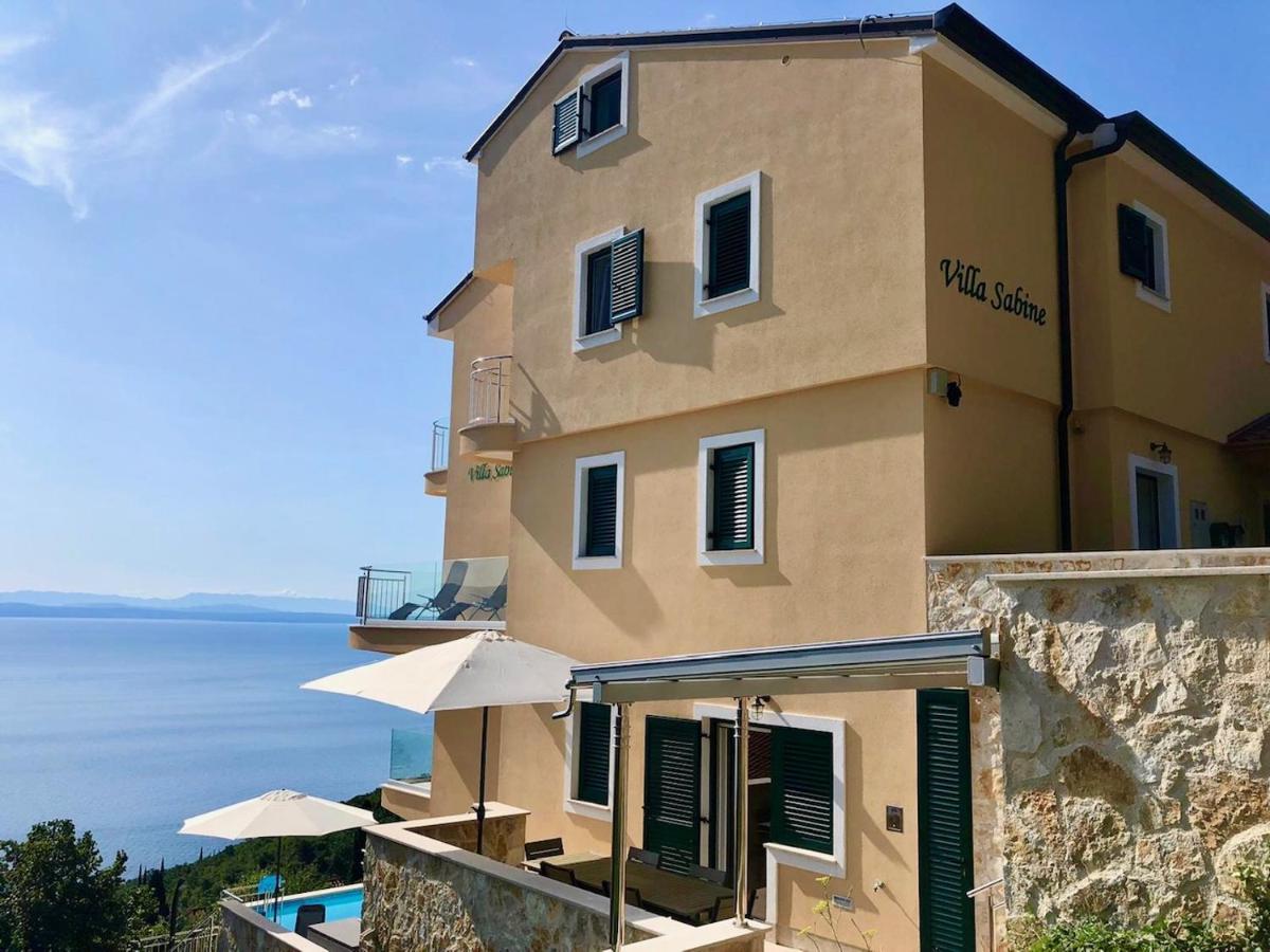 Villa Sabine Apartment Losinj メドヴェヤ エクステリア 写真