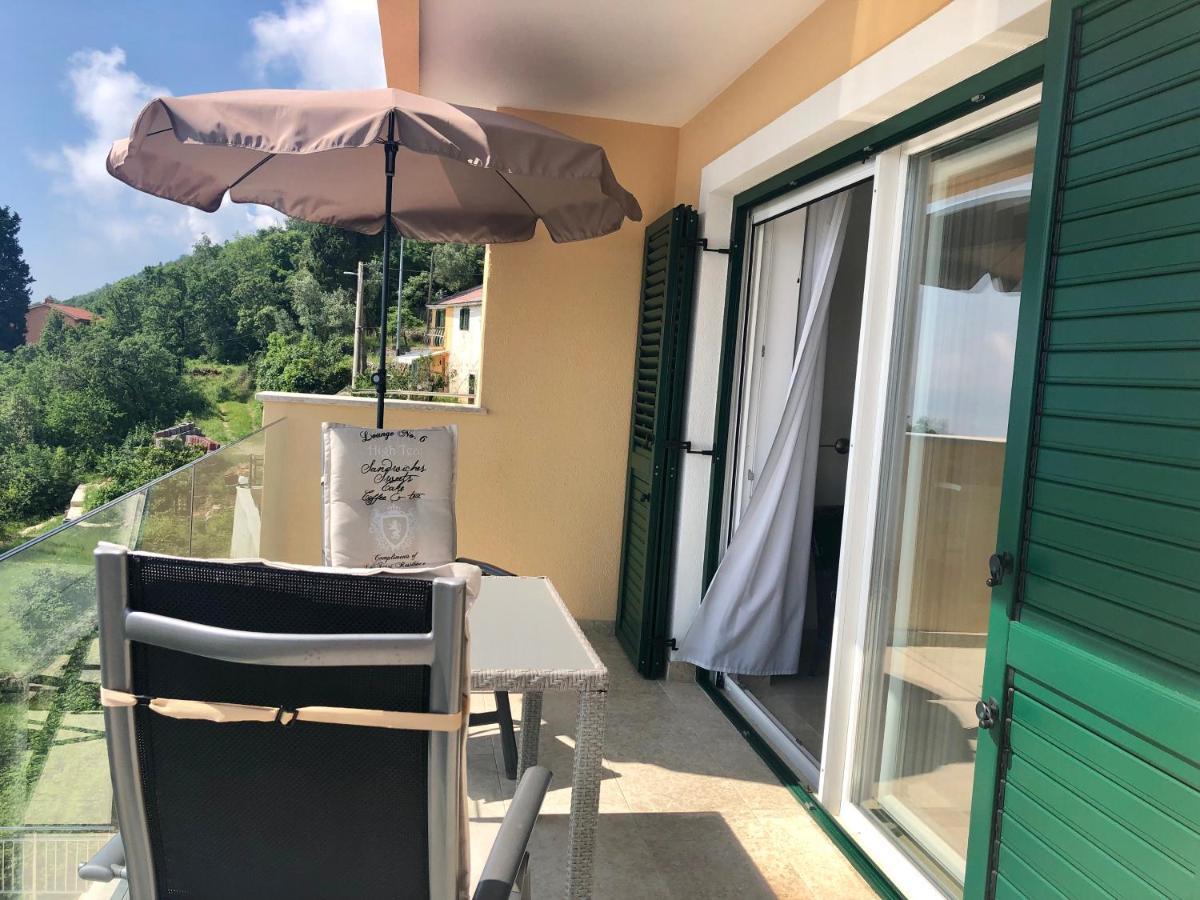Villa Sabine Apartment Losinj メドヴェヤ エクステリア 写真