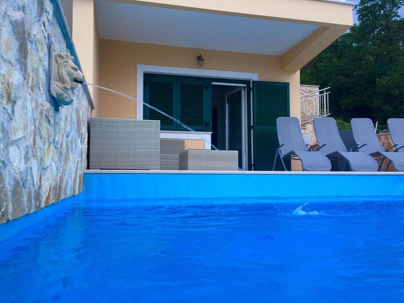 Villa Sabine Apartment Losinj メドヴェヤ エクステリア 写真
